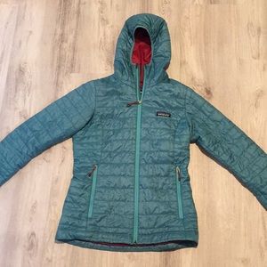 Patagonia Nanopuff with Hood- XS